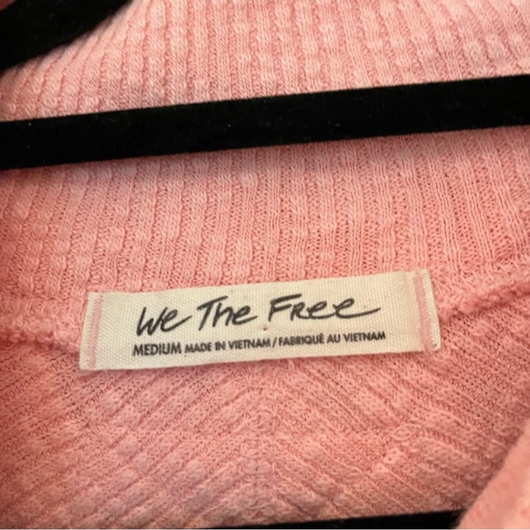 We the Free split mock neck top size medium - Picture 3 of 3